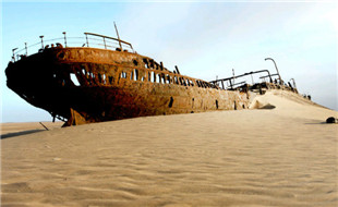 121018082104-namibia-skeleton-coast-ship-story-top