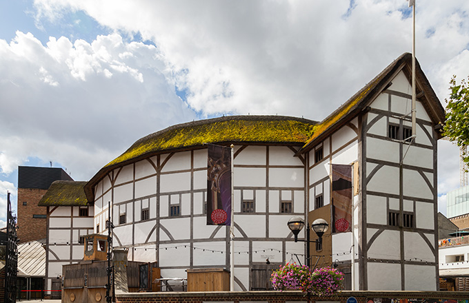 Shakespeares-Globe-Theatre