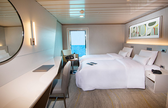 cabin-luxury-twin-yacht-la-pinta