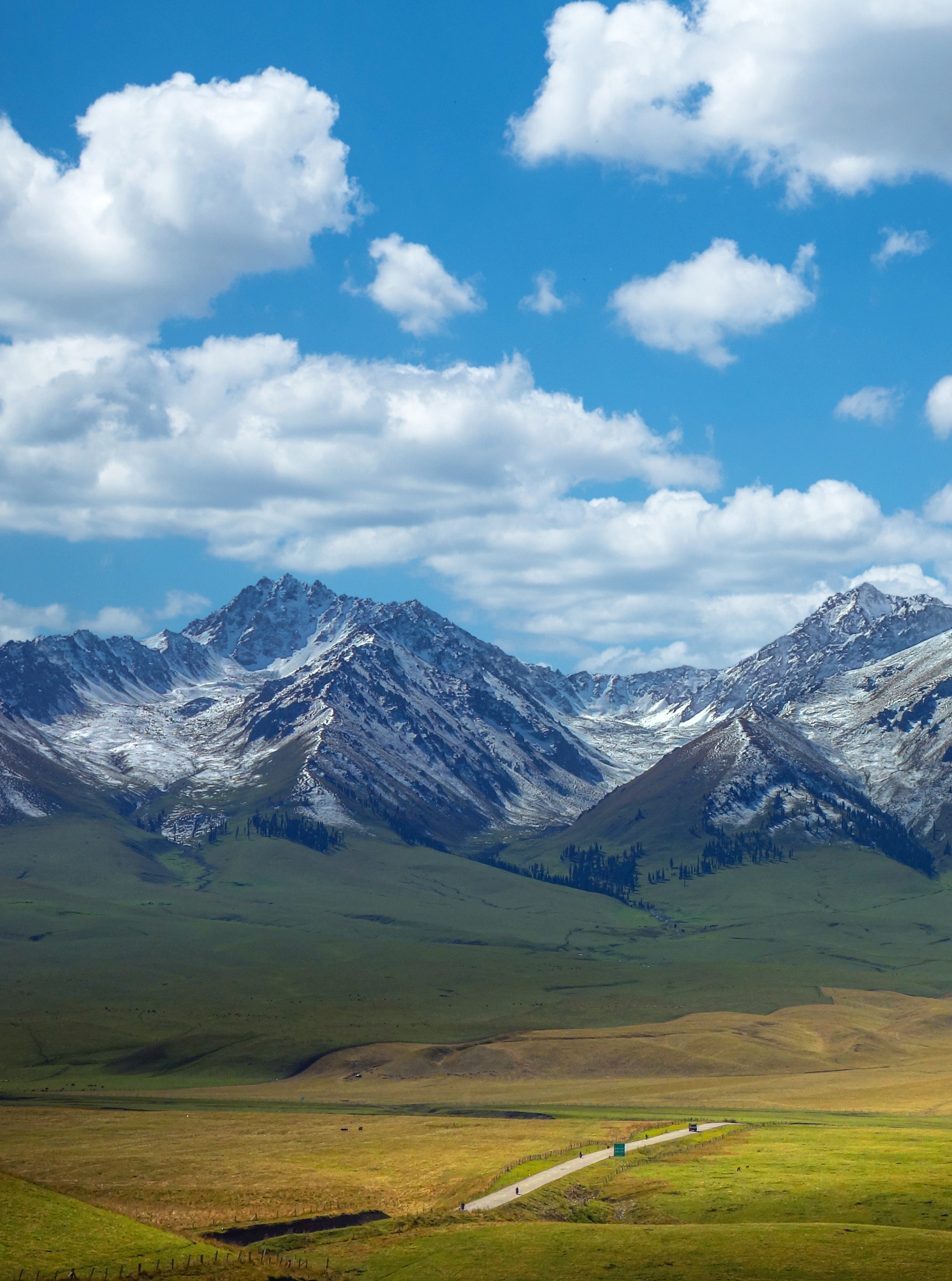 盘点北疆有哪些必去的景点01——伊犁河谷地区 - 知乎