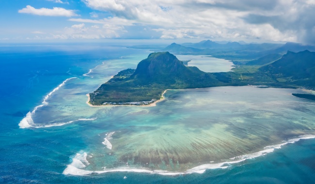 Day 14 海底瀑布 Day 14 海底瀑布