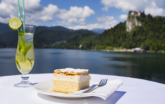 Bled cream cake with a view
