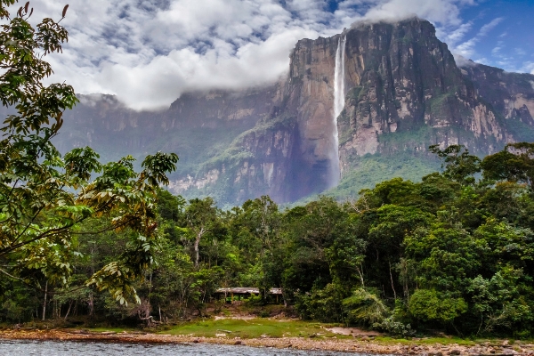 untraveledworld_453431013_1022886929838356_4086992768392280781_n_副本 untraveledworld_453431013_1022886929838356_4086992768392280781_n_副本