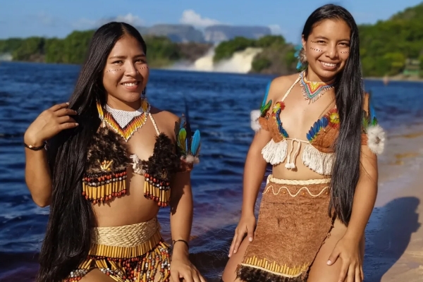 alonzo_rvera_482028829_18294722554243599_6308019988184026838_n_副本 alonzo_rvera_482028829_18294722554243599_6308019988184026838_n_副本